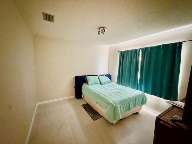2810 NW 8th Court, Fort Lauderdale, FL 33311 Photo