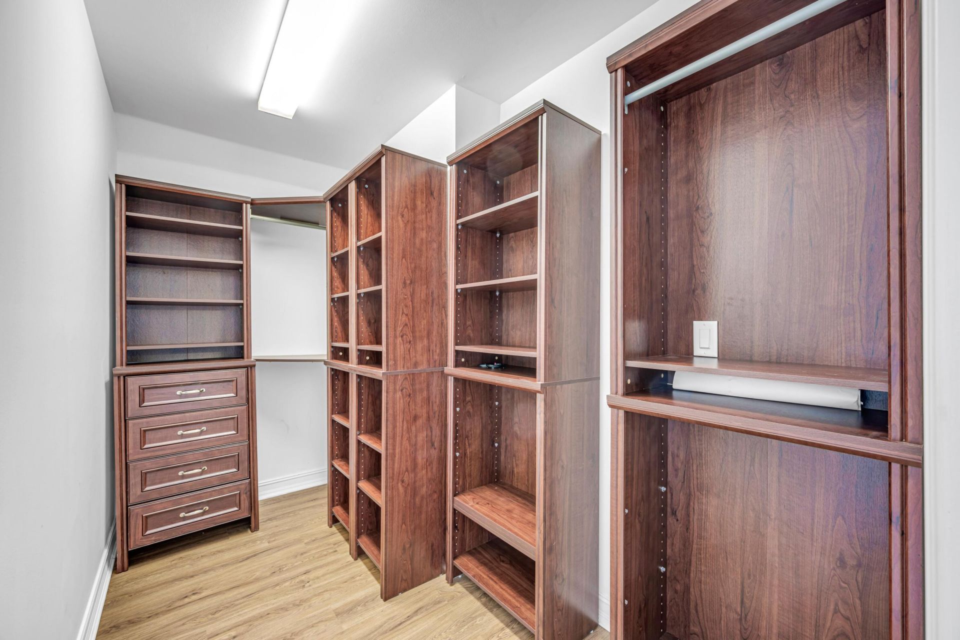 903 NE 17th Way, Unit 104, Fort Lauderdale, FL 33304 Photo