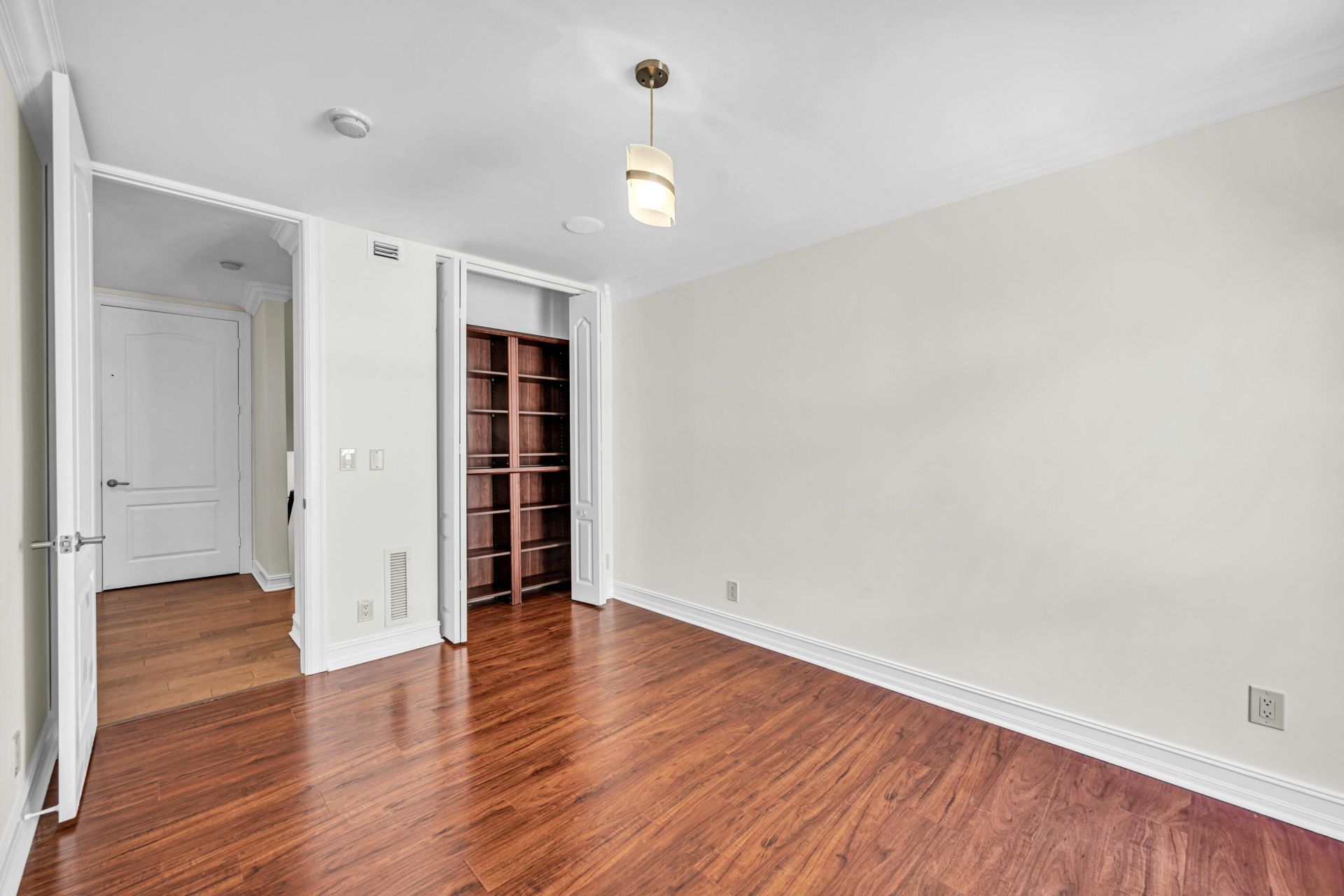 903 NE 17th Way, Unit 104, Fort Lauderdale, FL 33304 Photo