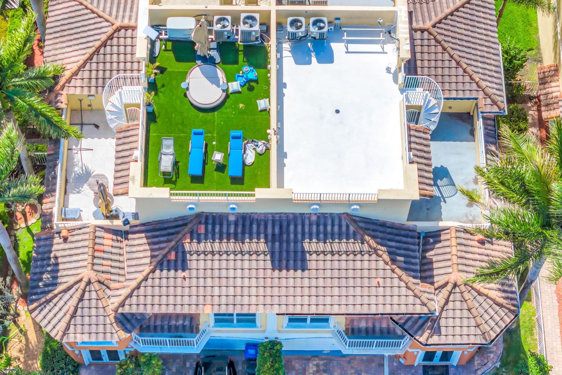 903 NE 17th Way, Unit 104, Fort Lauderdale, FL 33304 Photo