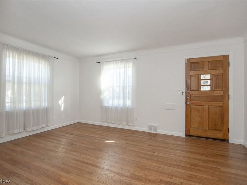 4636 W 157th Street, Cleveland, OH 44135 Photo 4