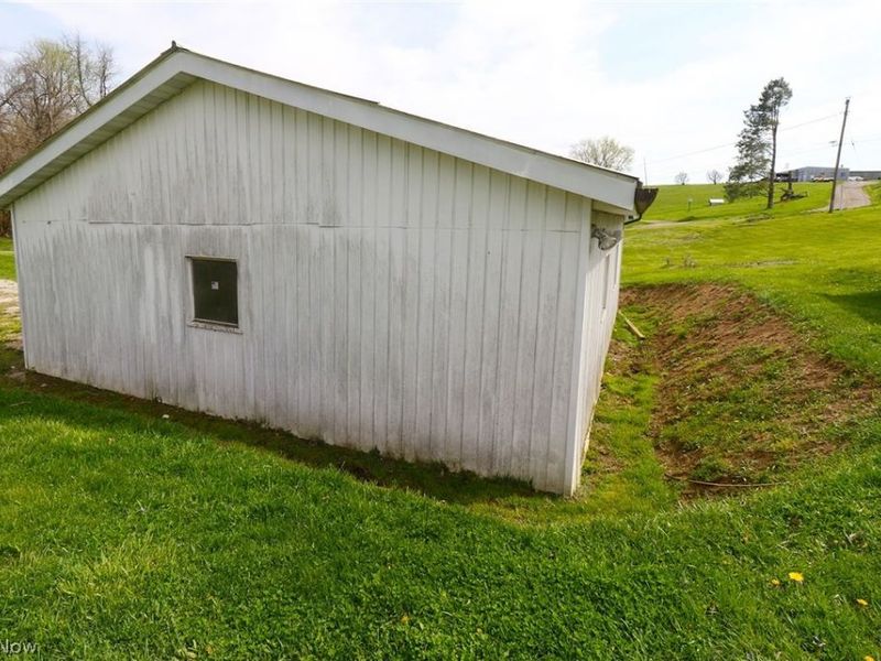 1041 County Road 14, Rayland, OH 43943 Photo 44