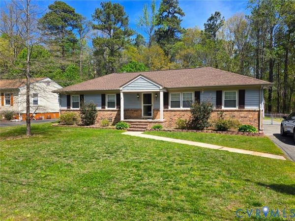 21137 Warren Avenue , South Chesterfield, VA 23803