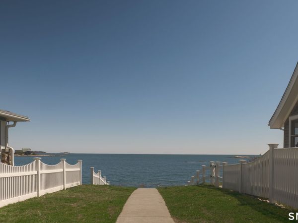 49 Sound View , Branford, CT 06405