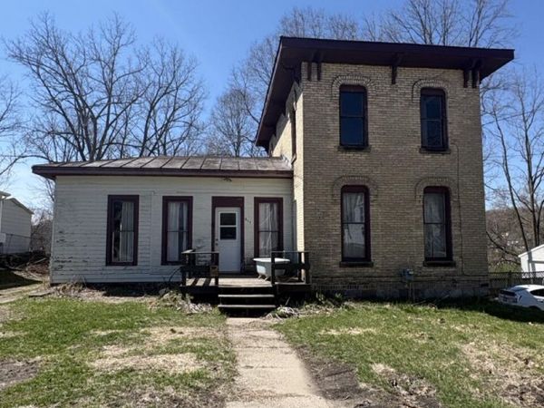 517 N Jefferson Street, Ionia, MI 48846