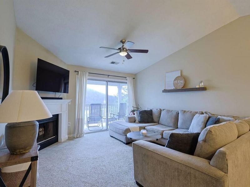 380 Timber Ridge, Unit 12, Wilder, KY 41071 Photo 6