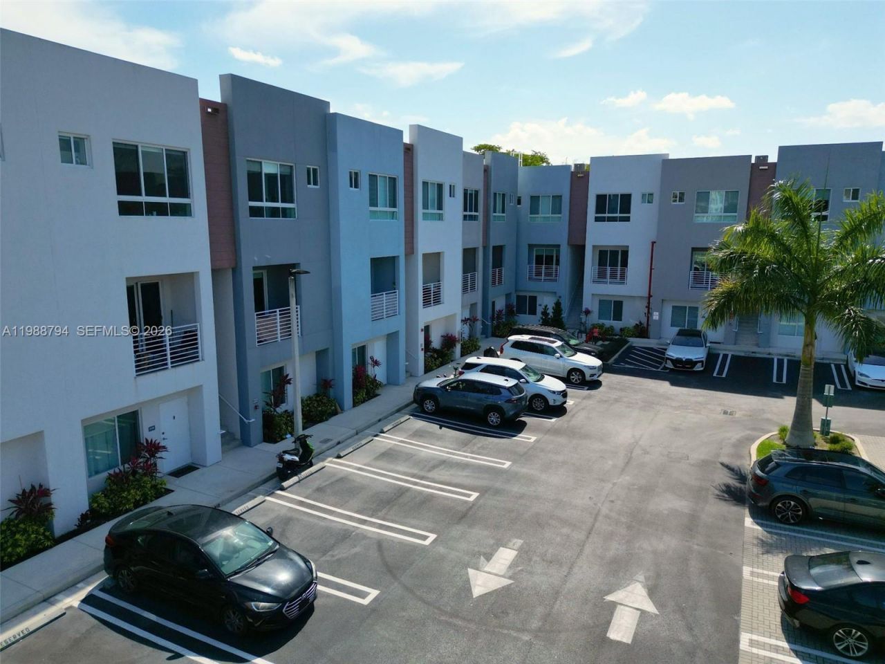 2505 NE 193rd St, Unit 4208, Miami, FL 33180 Photo