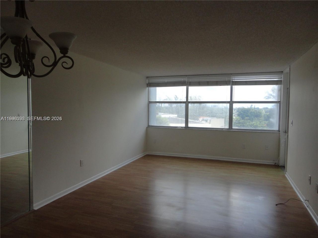 1300 NE Miami Gardens Dr, Unit 616E, Miami, FL 33179 Photo