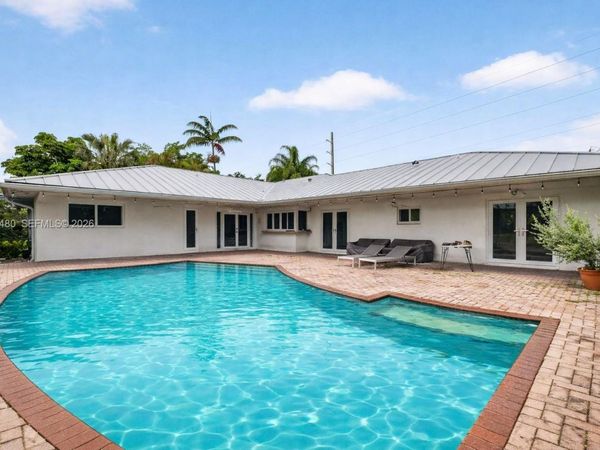 8400 SW 178th St , Palmetto Bay, FL 33157