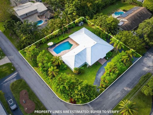 8400 SW 178th St, Palmetto Bay, FL 33157