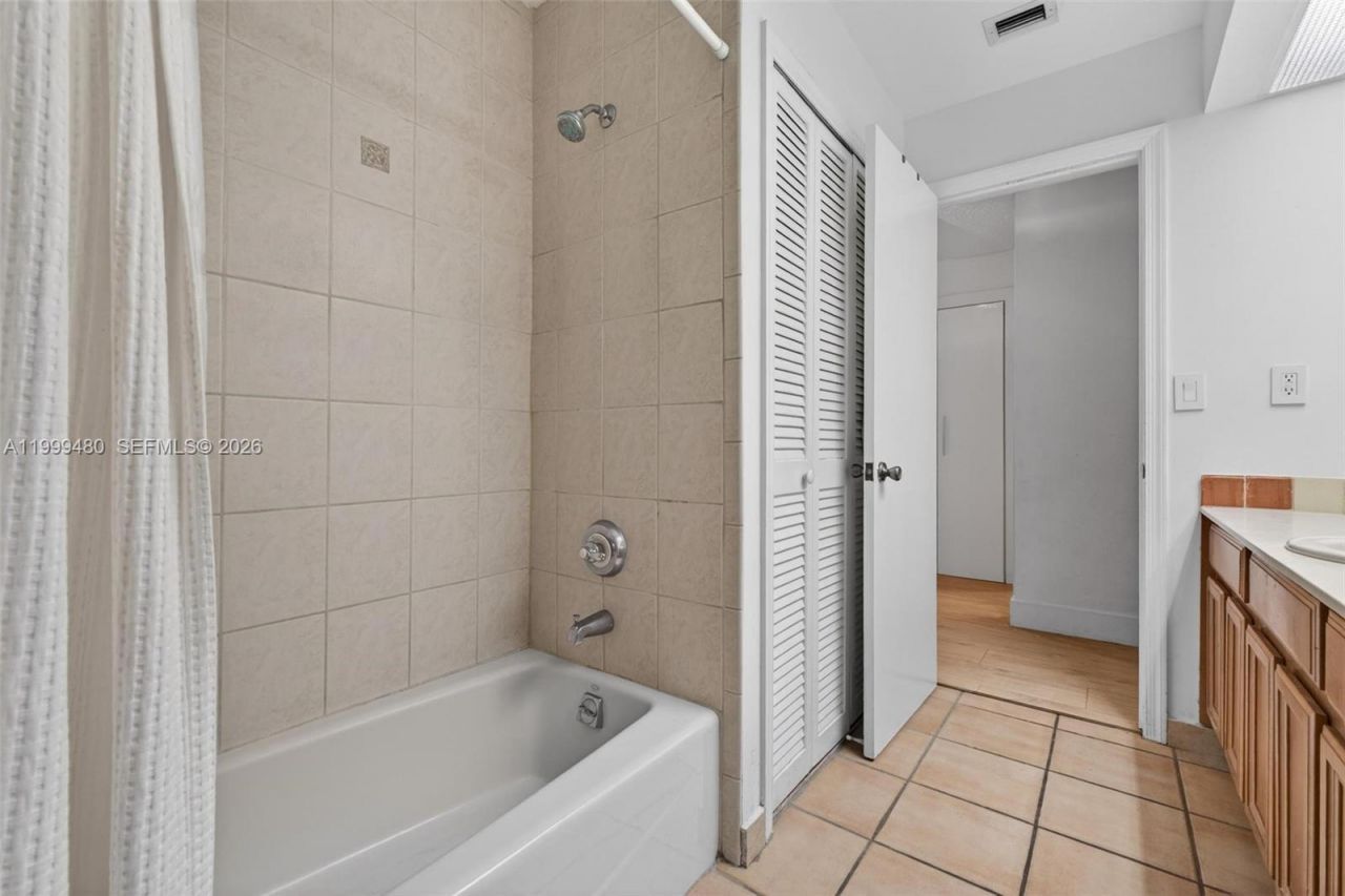 8400 SW 178th St, Palmetto Bay, FL 33157 Photo