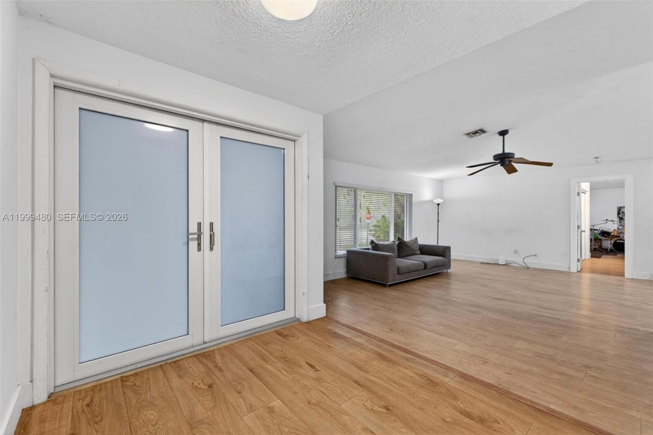 8400 SW 178th St, Palmetto Bay, FL 33157 Photo