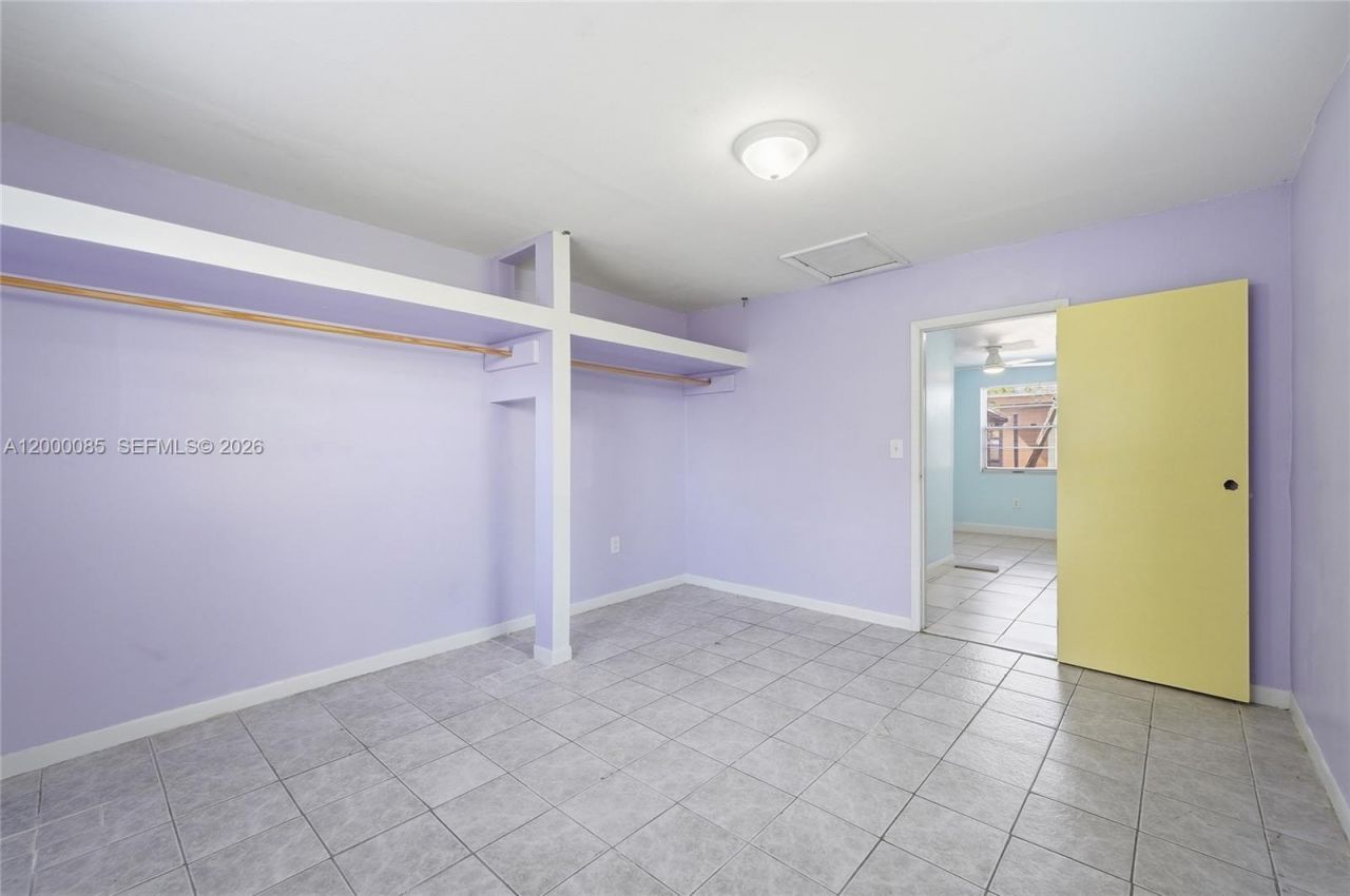 490 E 45th St, Hialeah, FL 33013 Photo