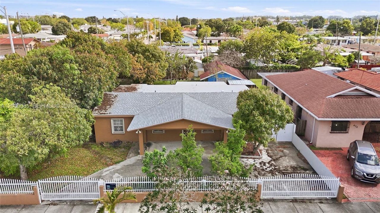 490 E 45th St, Hialeah, FL 33013 Photo