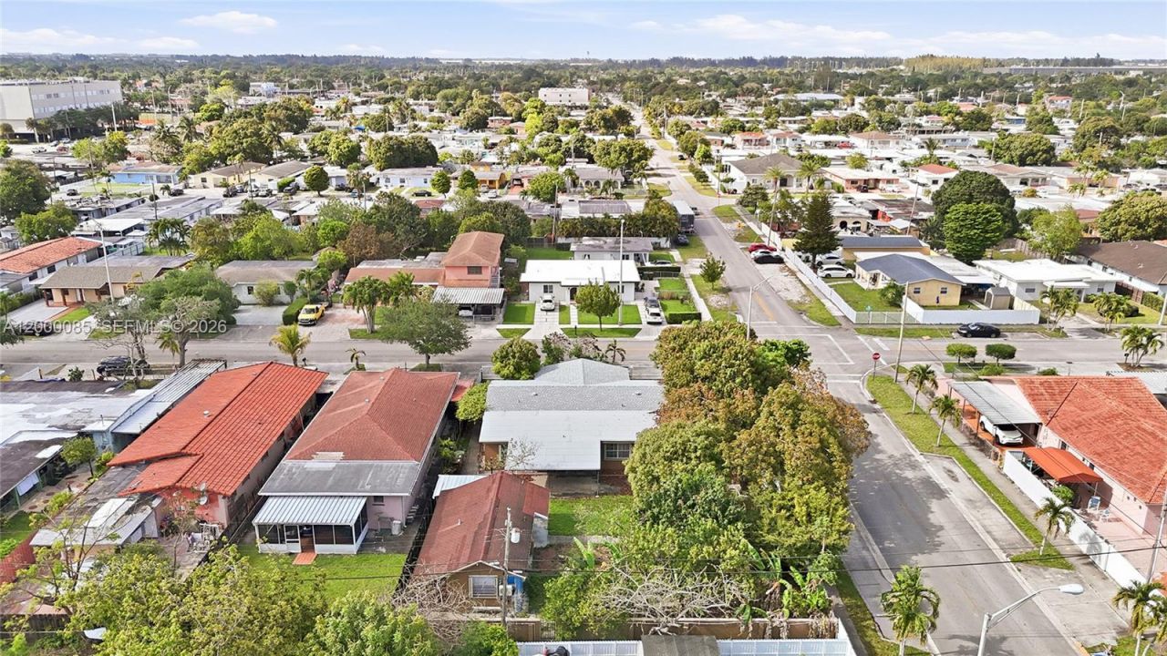 490 E 45th St, Hialeah, FL 33013 Photo