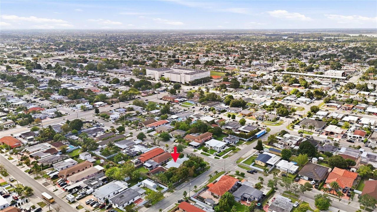 490 E 45th St, Hialeah, FL 33013 Photo