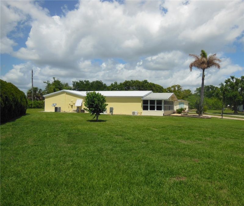 4281 SW 10th Avenue, Okeechobee, FL 34974 Photo