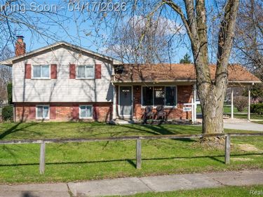 13257 Strong Boulevard, South Rockwood Vlg, MI 48179