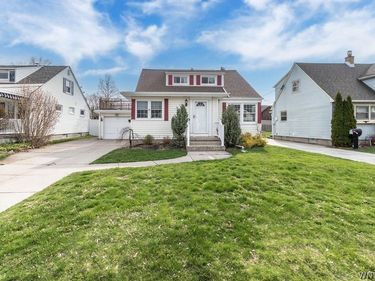 36 Dexter, Tonawanda, NY 14150