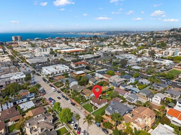 7409 Eads Ave, La Jolla, CA 92037