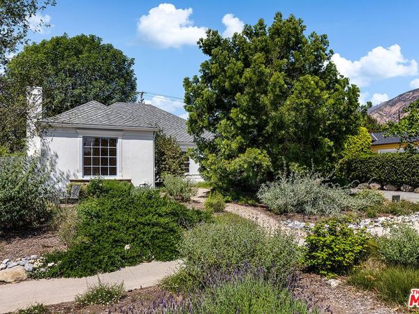 2091 Roosevelt Avenue, Altadena, CA 91001