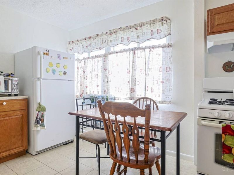 9551 Trafalgar Court, Colerain Township, OH 45251 Photo 10