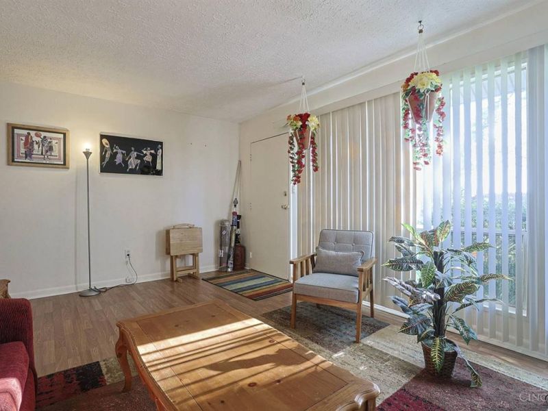 9551 Trafalgar Court, Colerain Township, OH 45251 Photo 5