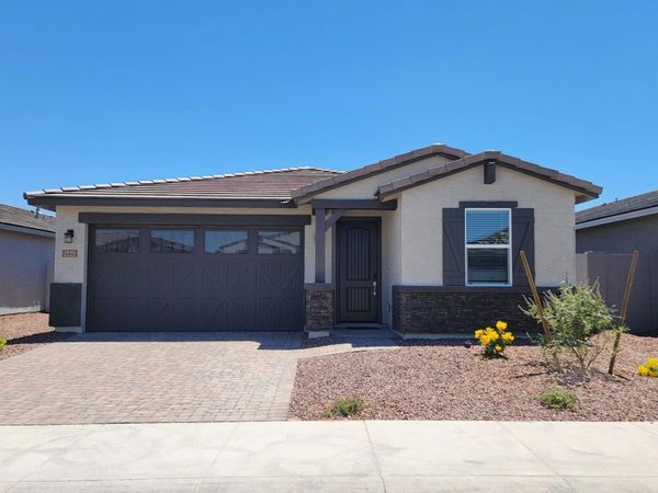24645 W GROVE Street, Buckeye, AZ 85326