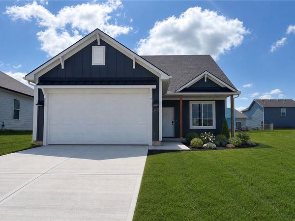 3001 NW 96th Terrace, Kansas City, MO 64154