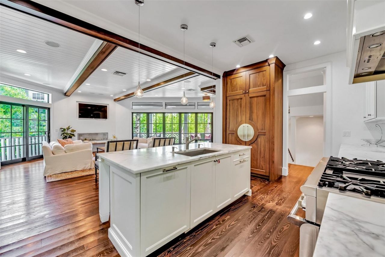 103 Park Avenue, Anna Maria, FL 34216 Photo