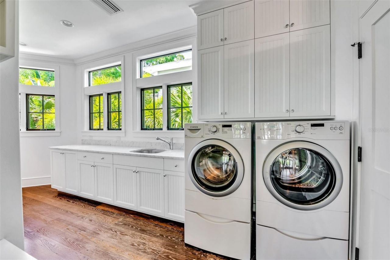 103 Park Avenue, Anna Maria, FL 34216 Photo