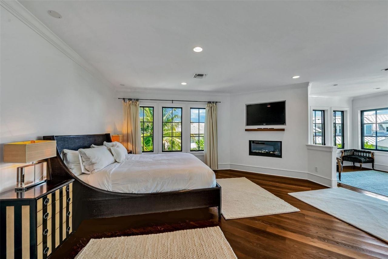 103 Park Avenue, Anna Maria, FL 34216 Photo