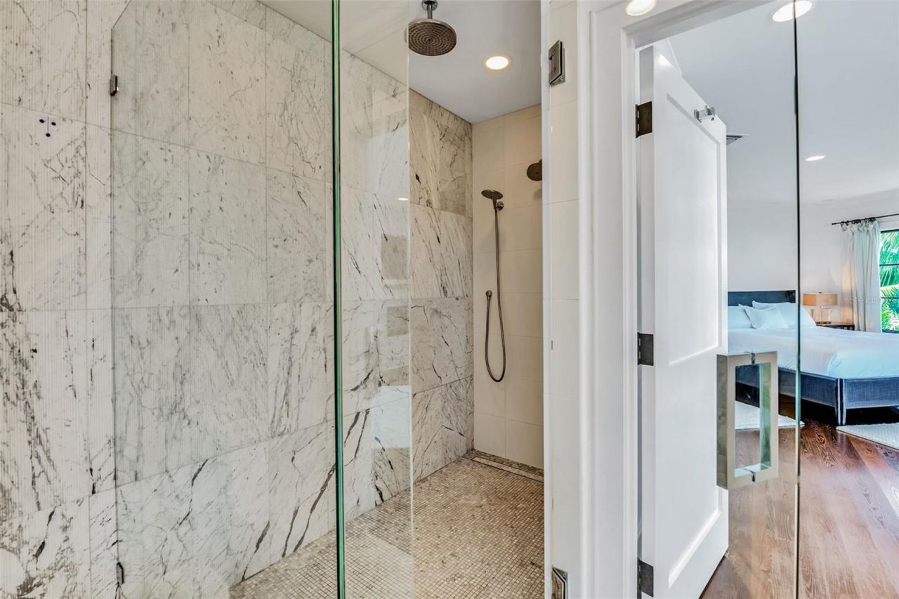 103 Park Avenue, Anna Maria, FL 34216 Photo