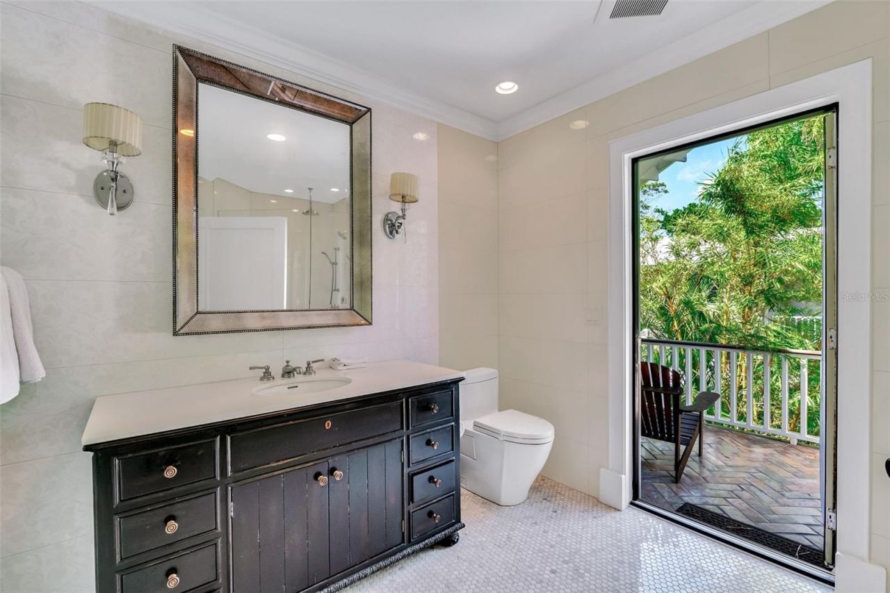 103 Park Avenue, Anna Maria, FL 34216 Photo