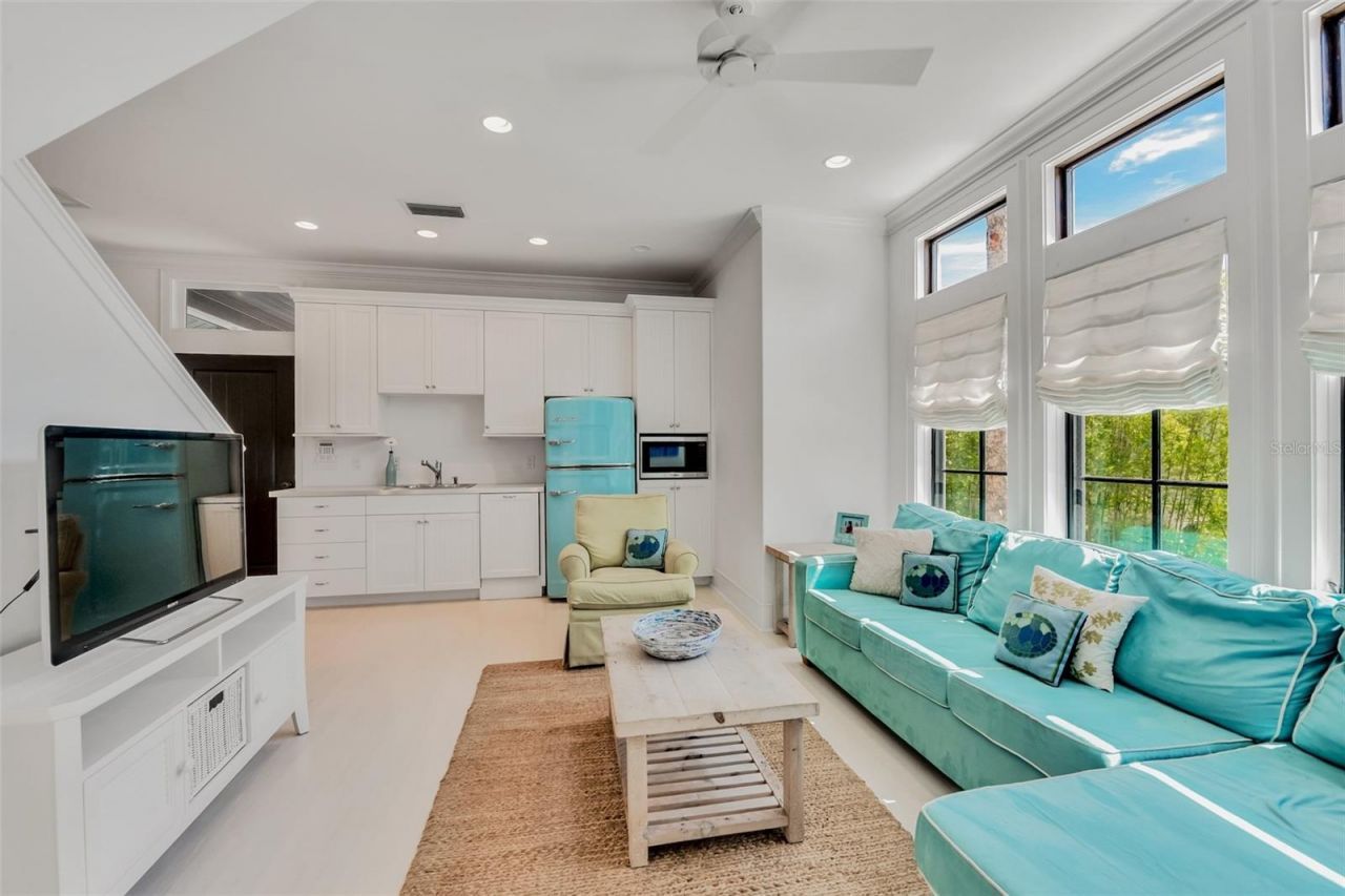 103 Park Avenue, Anna Maria, FL 34216 Photo