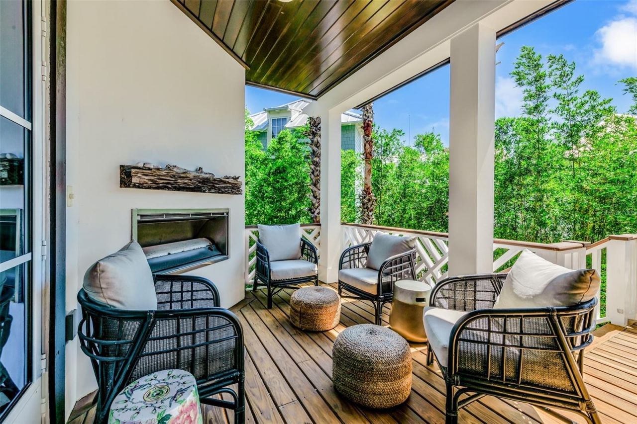 103 Park Avenue, Anna Maria, FL 34216 Photo