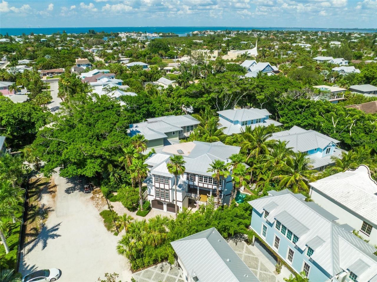 103 Park Avenue, Anna Maria, FL 34216 Photo