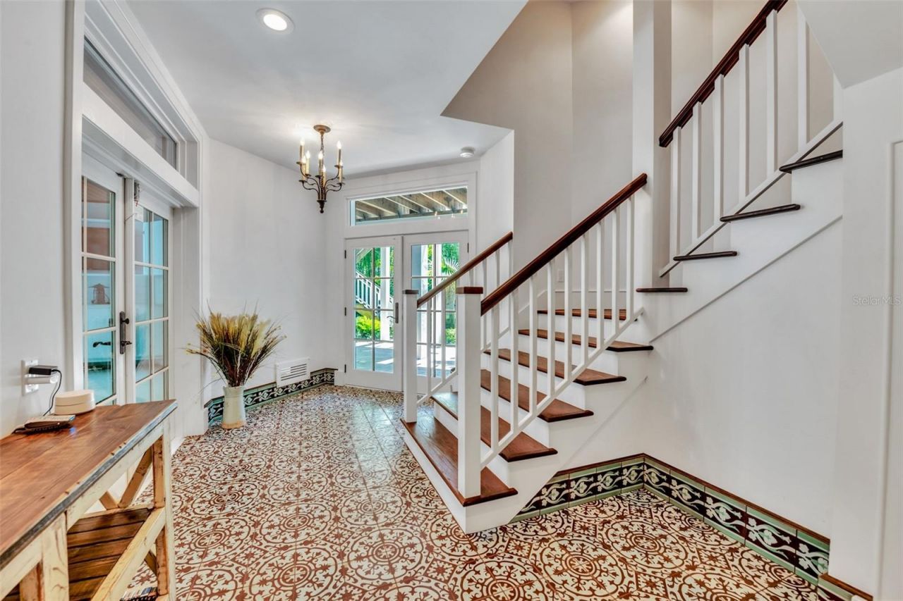 103 Park Avenue, Anna Maria, FL 34216 Photo