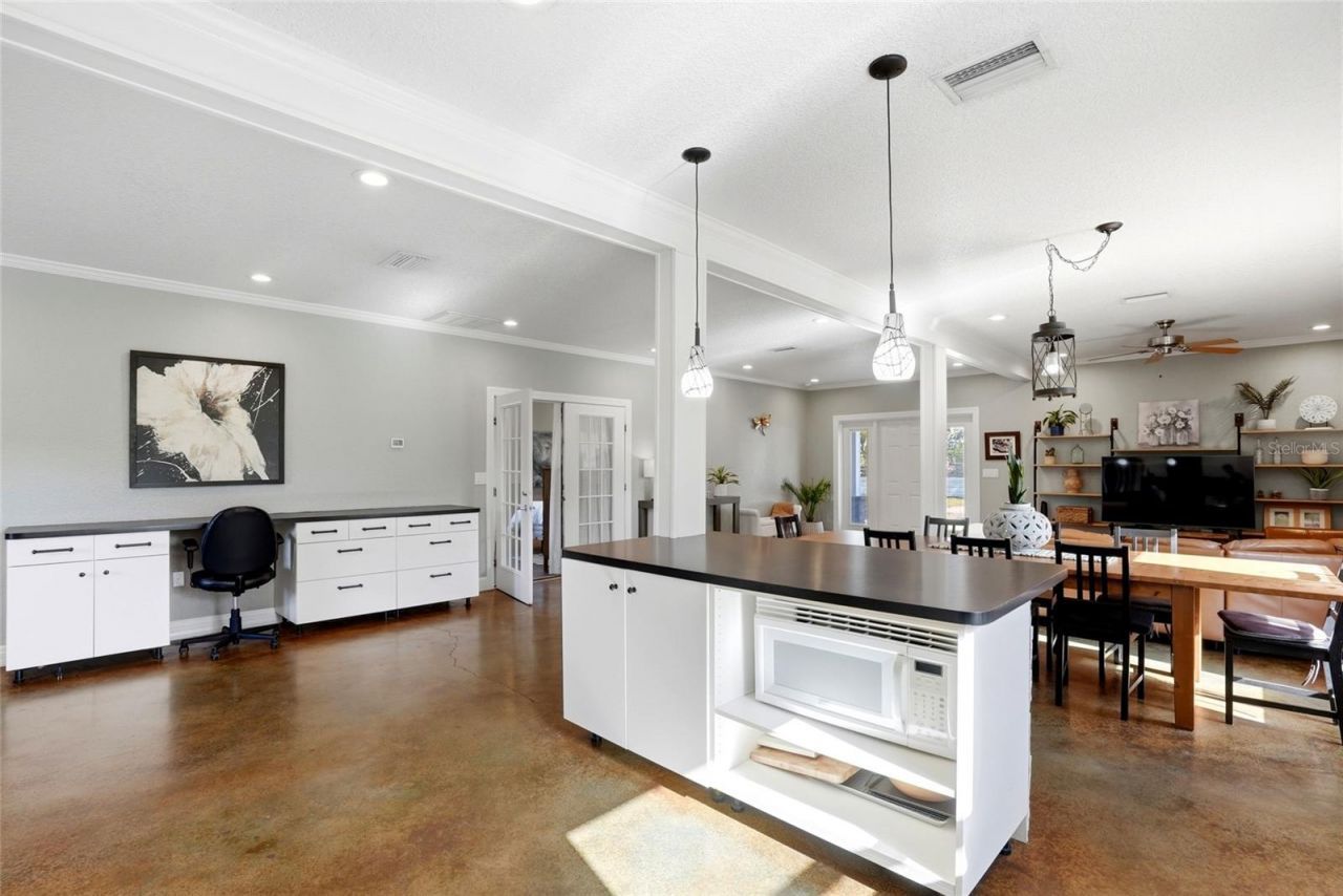 123 S Wiggins Road, Plant City, FL 33566 Photo