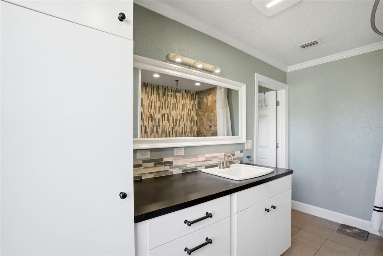 123 S Wiggins Road, Plant City, FL 33566 Photo