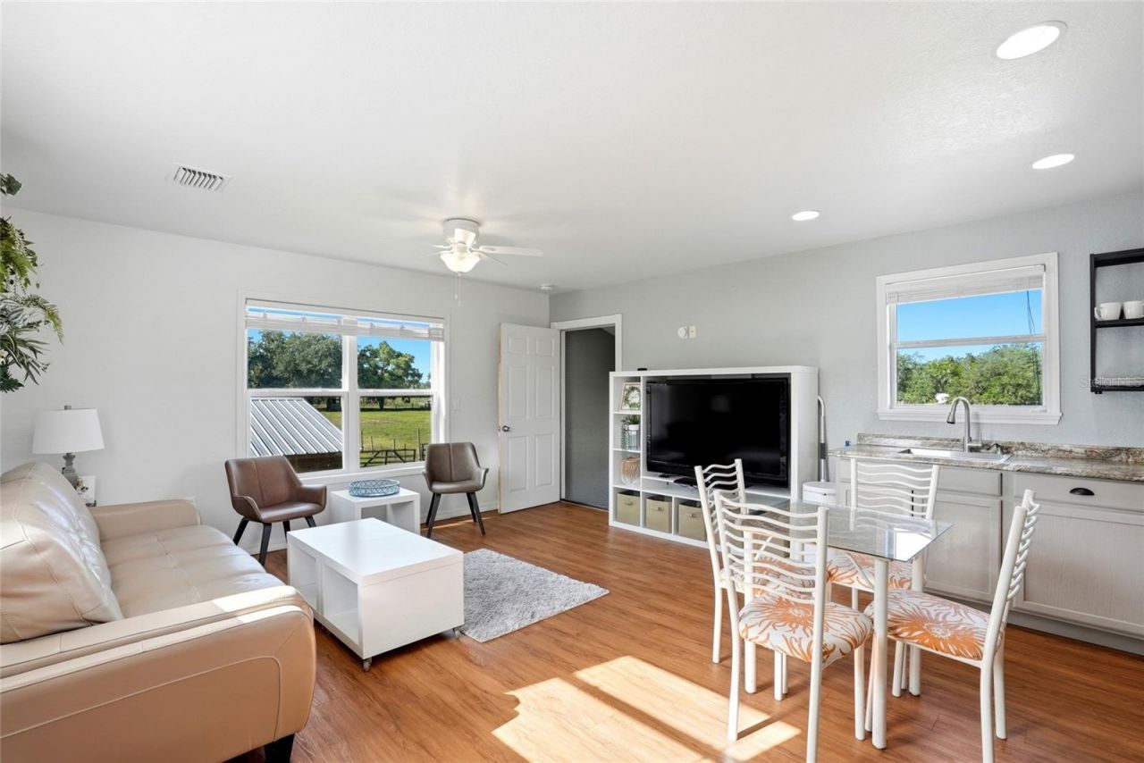 123 S Wiggins Road, Plant City, FL 33566 Photo