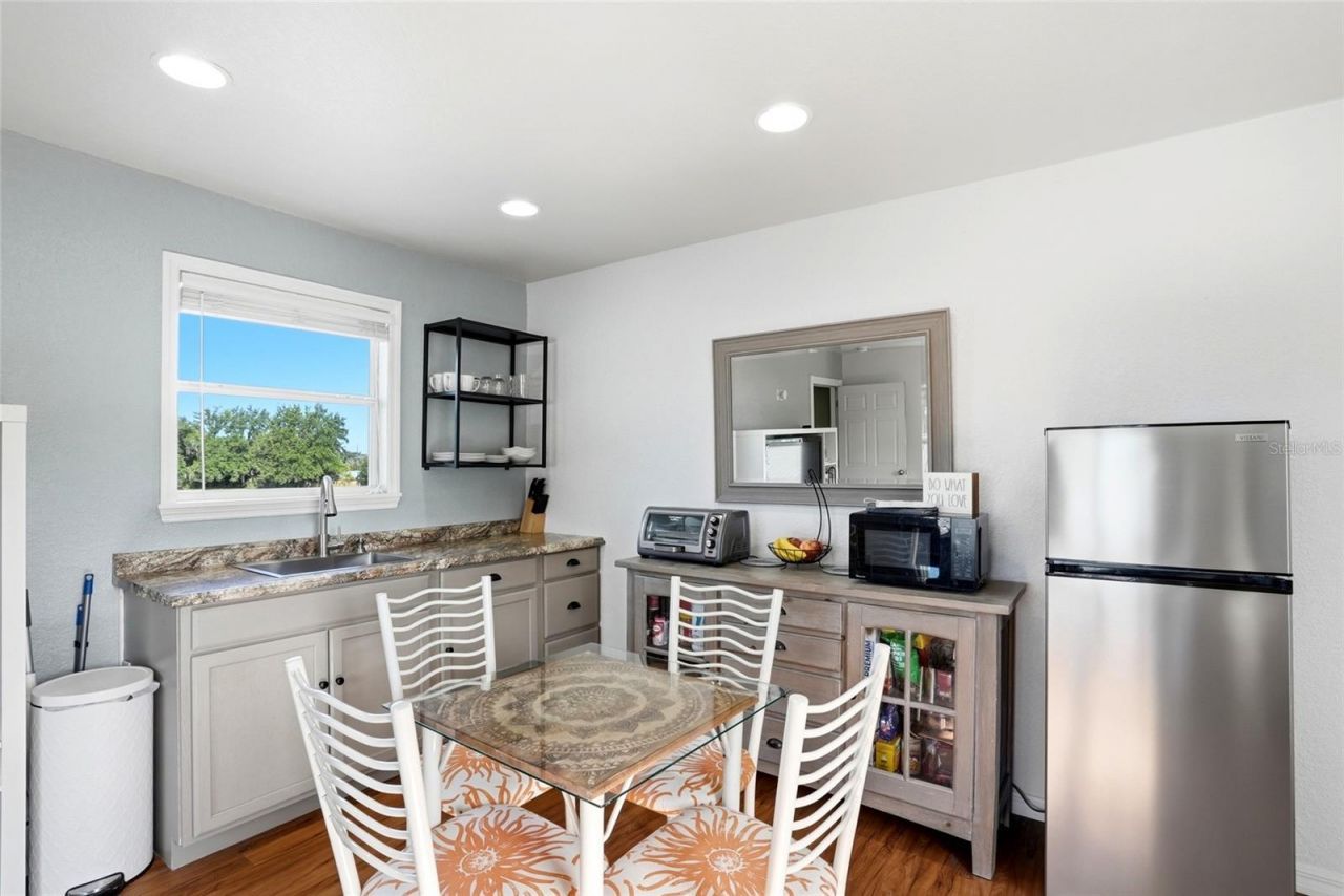 123 S Wiggins Road, Plant City, FL 33566 Photo