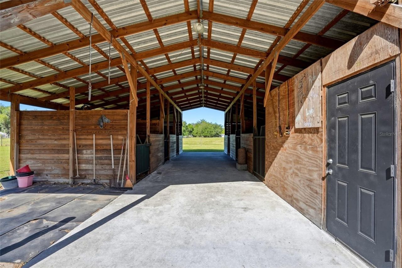 123 S Wiggins Road, Plant City, FL 33566 Photo