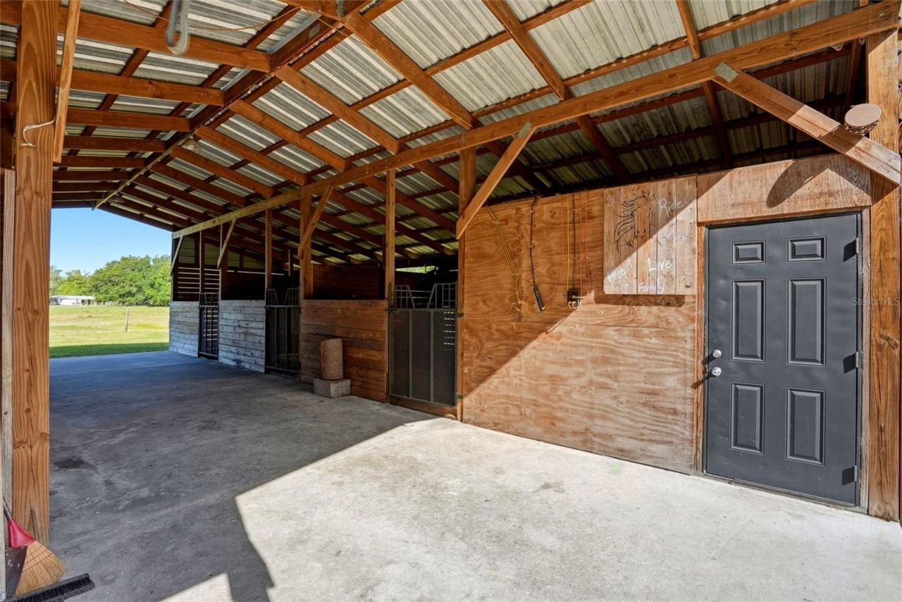 123 S Wiggins Road, Plant City, FL 33566 Photo