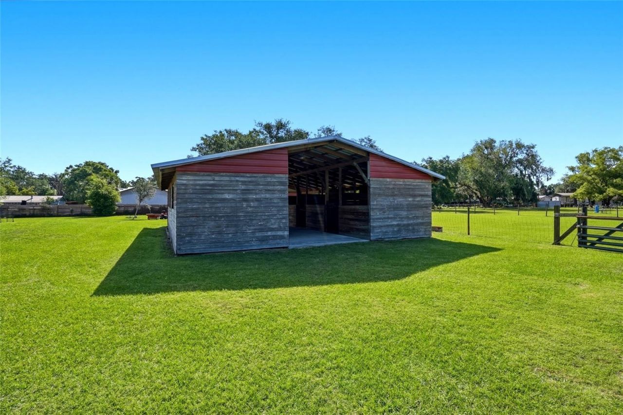 123 S Wiggins Road, Plant City, FL 33566 Photo