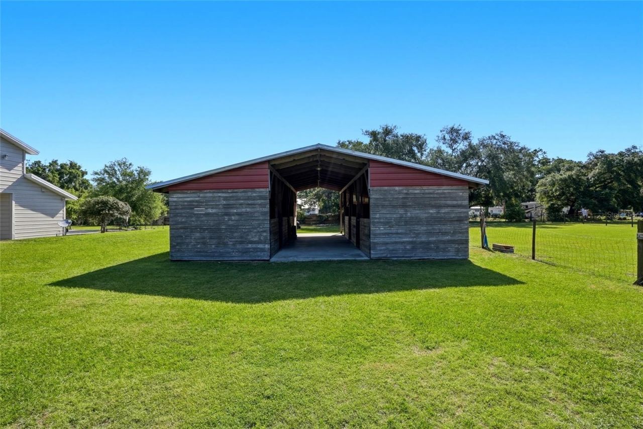 123 S Wiggins Road, Plant City, FL 33566 Photo