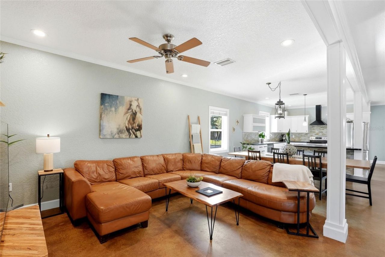 123 S Wiggins Road, Plant City, FL 33566 Photo