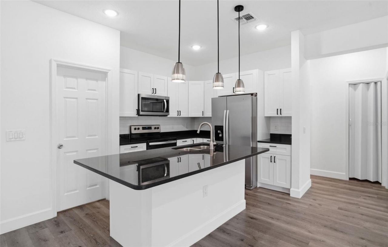 1535 13th Street S, Saint Petersburg, FL 33705 Photo