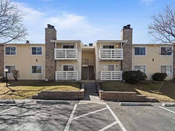 8555 Fairmount Drive , Unit I204, Denver, CO 80247
