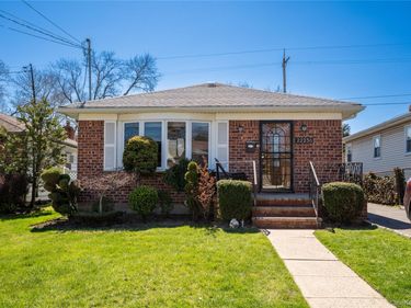 22236 41st Road, Bayside, NY 11361